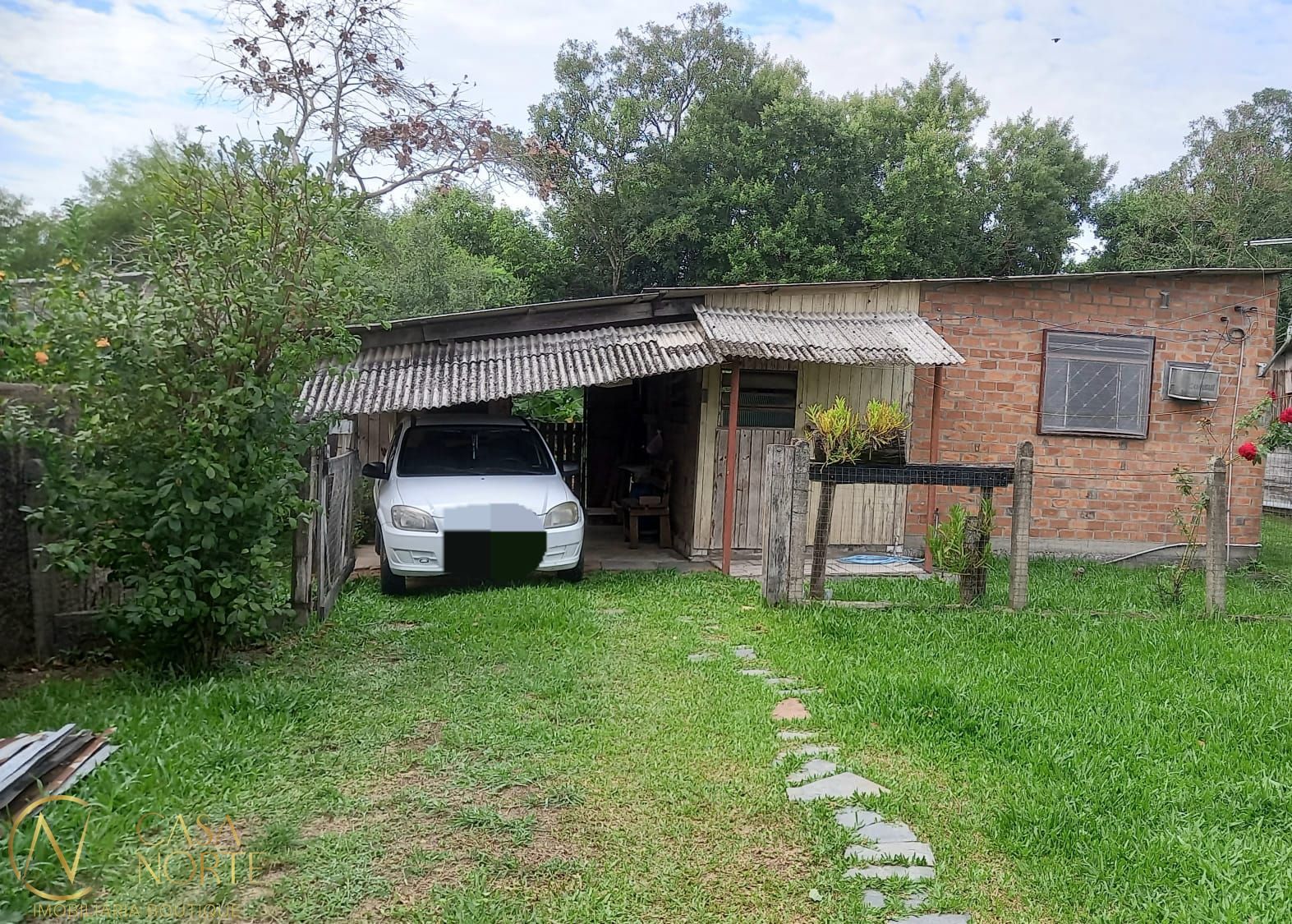 Casa à venda com 1 quarto com 537m², 1 vaga, Beco Arthur no bairro Boa Vista do Sul em Porto Alegre