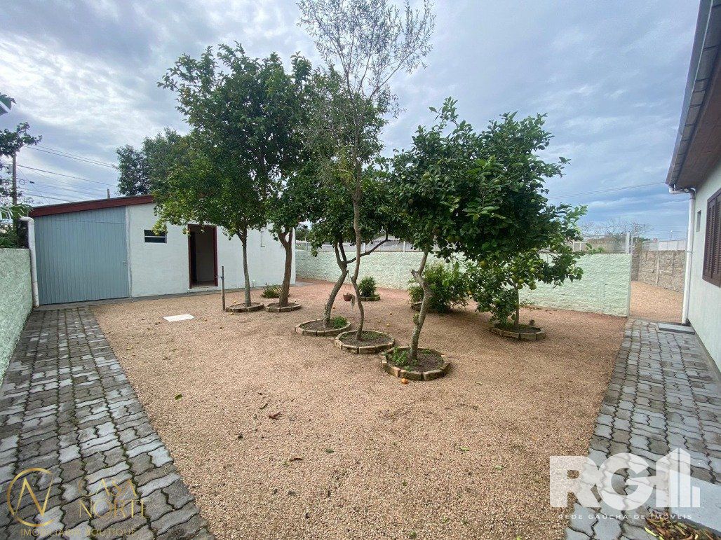 Casa à venda com 2 quartos, 118m², Beco Luiz Sidnei dos Santos Ogando no bairro Lami em Porto Alegre