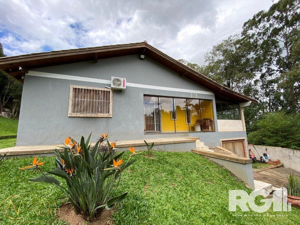 Sítio à venda com 3 quartos, 3460m², 2 suítes, 2 vagas, Estrada Costa do Cerro no bairro Lageado em Porto Alegre