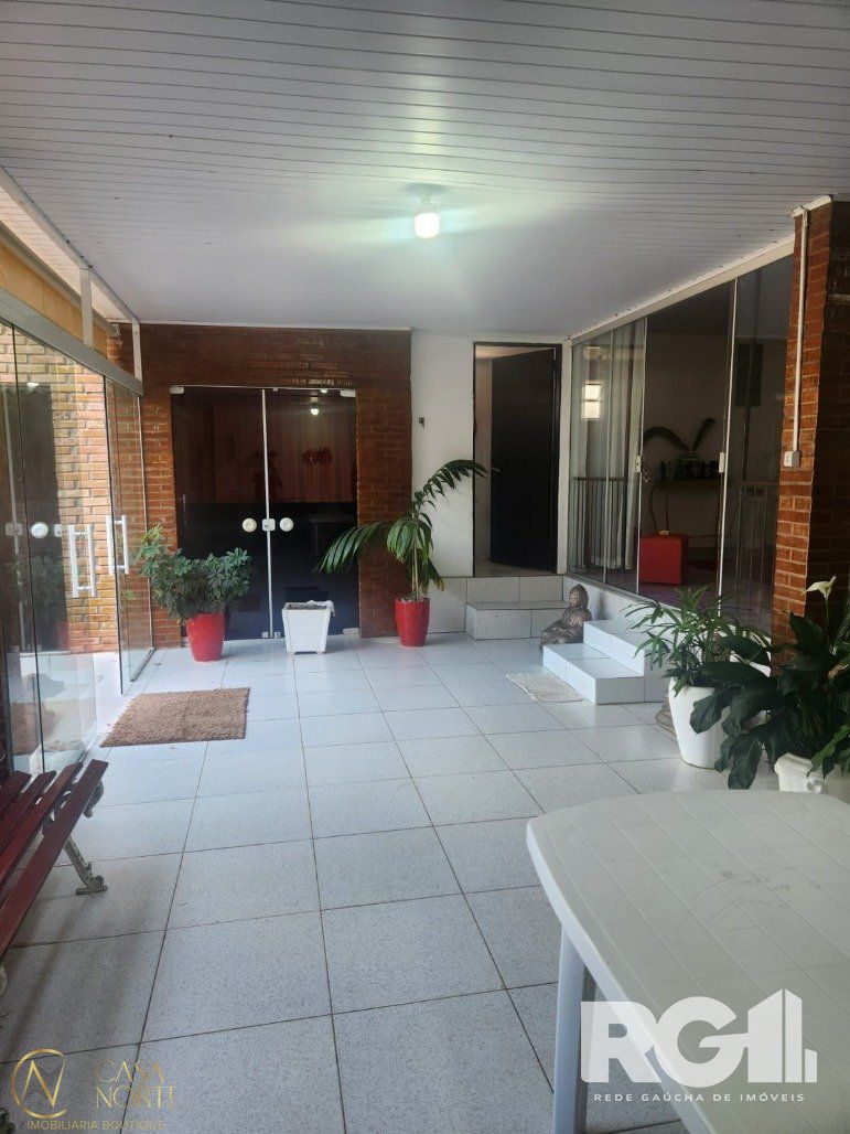 Casa à venda com 3 quartos, 150m², Beco Avenida do Lami no bairro Boa Vista do Sul em Porto Alegre