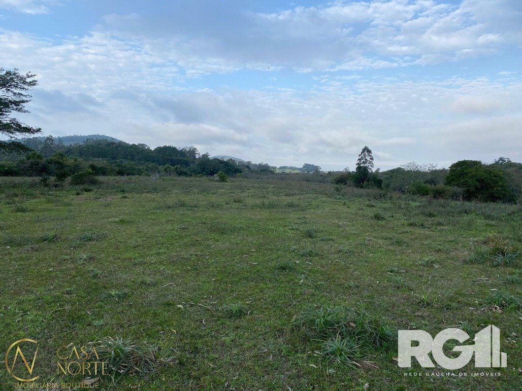 Sítio à venda , 70000m², Estrada Armando Inácio da Silveira no bairro Extrema em Porto Alegre