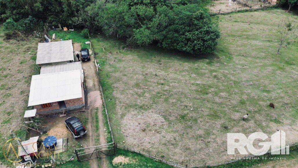Terreno à venda  com 430m², Estrada Jacques da Rosa no bairro Lageado em Porto Alegre