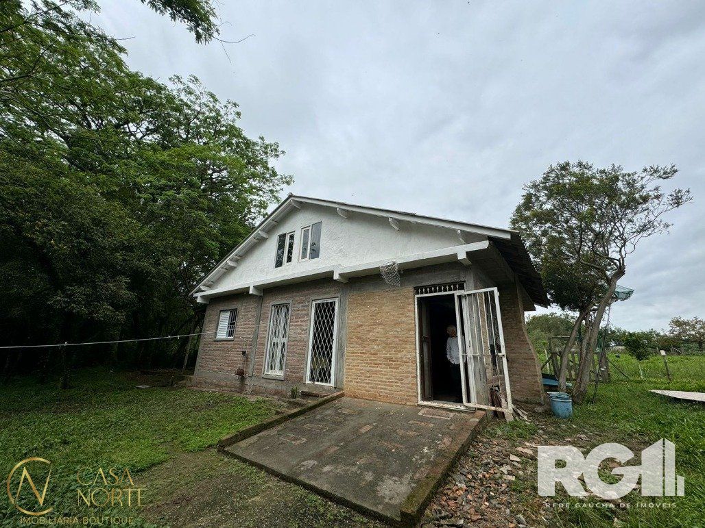 Sítio à venda com 3 quartos, 70m², 1 suíte, Estrada São Caetano no bairro Lami em Porto Alegre