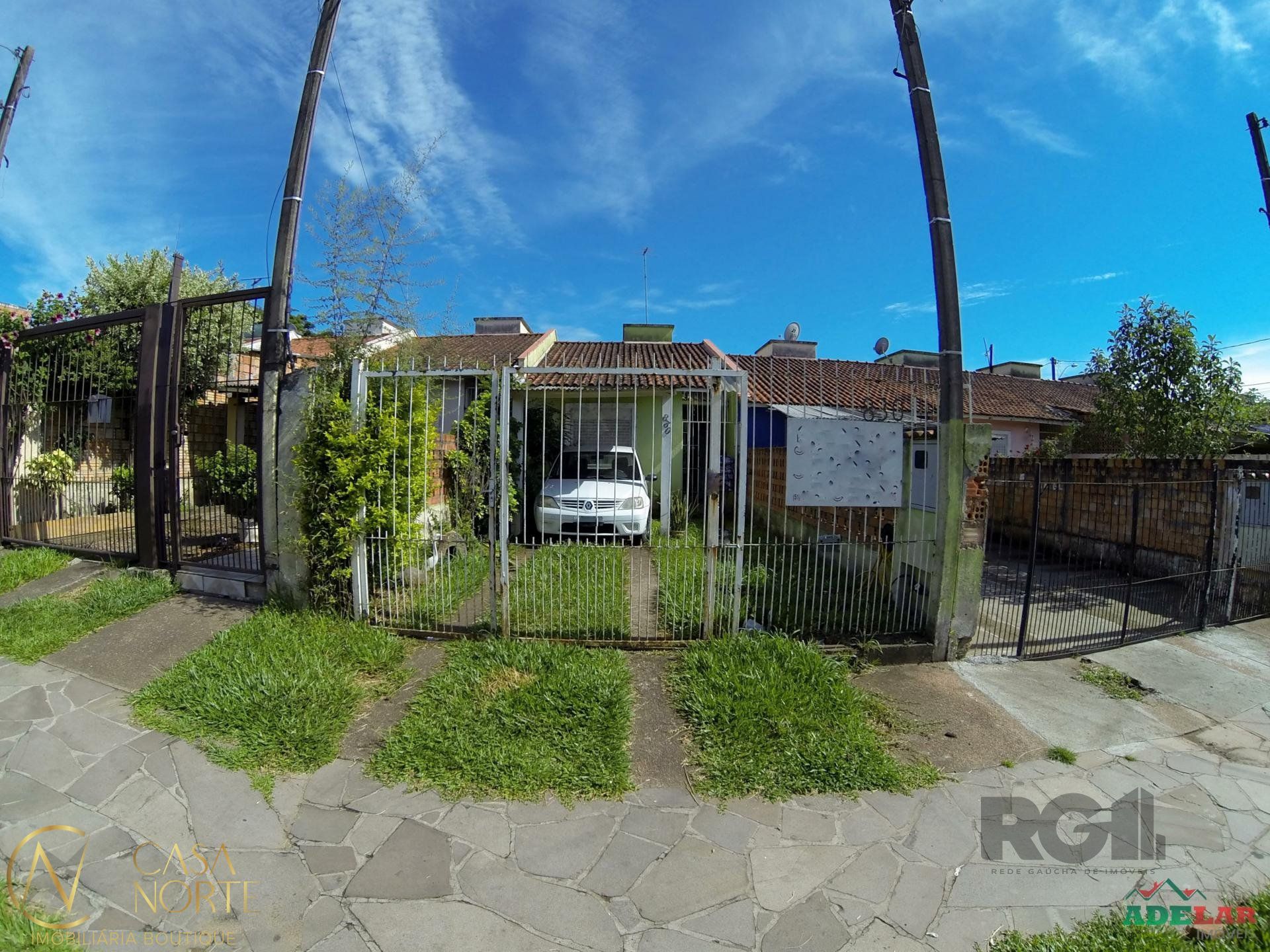 Casa à venda com 2 quartos, 140m², Avenida Romeu Samarani Ferreira no bairro Vila Nova em Porto Alegre