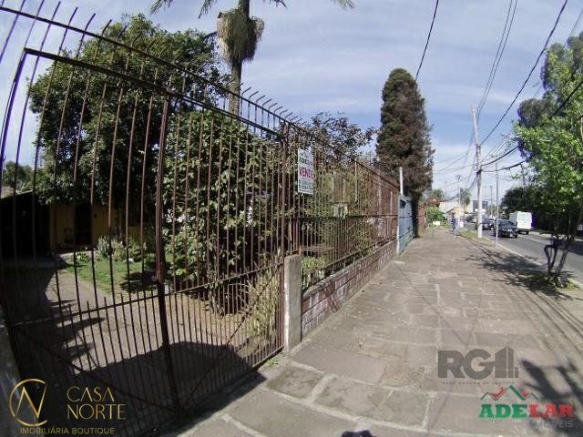 Terreno à venda  com 440m², Avenida da Cavalhada no bairro Cavalhada em Porto Alegre