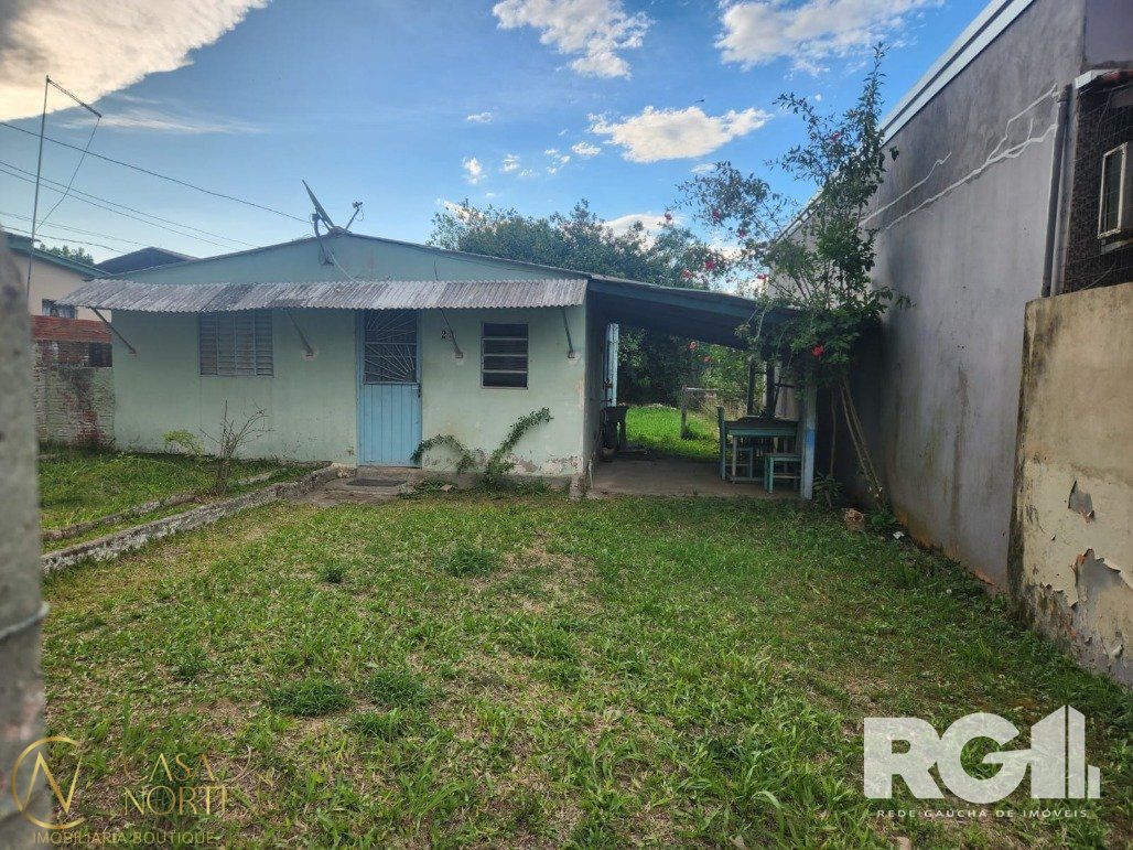 Casa à venda com 2 quartos, 60m², Rua a (Lot Jd Floresta) no bairro Lami em Porto Alegre