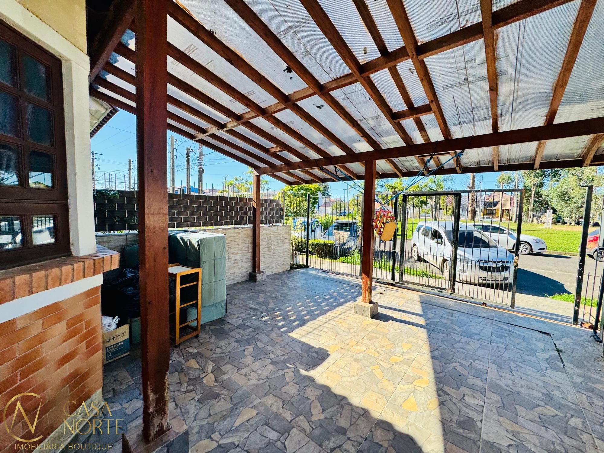 Casa à venda com 2 quartos, 50m², 1 vaga, Rua Vacaria no bairro Hípica em Porto Alegre
