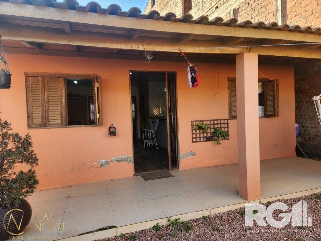 Casa à venda com 2 quartos, 150m², Rua Johnson Flaudiney Pereira da Silva no bairro Lageado em Porto Alegre