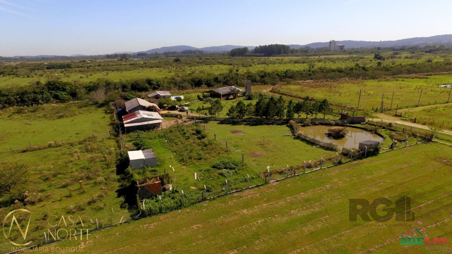 Sítio à venda com 2 quartos, 520m², 2 vagas, Estrada Otaviano José Pinto no bairro Lami em Porto Alegre