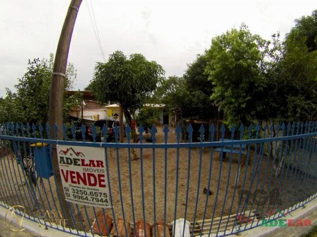 Casa à venda com 2 quartos, 72m², 2 vagas, Rua Dona Malvina no bairro Lami em Porto Alegre