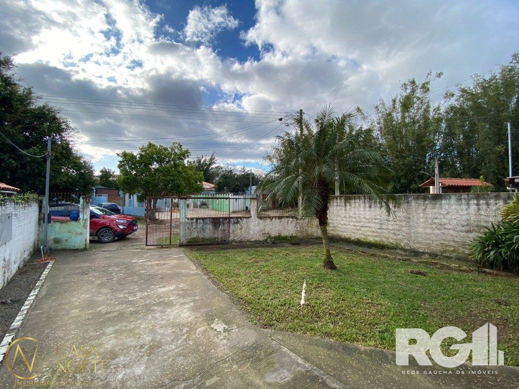 Casa à venda com 2 quartos, 351m², 1 vaga, Rua Vitoldo Francisco Krolikowski no bairro Ponta Grossa em Porto Alegre