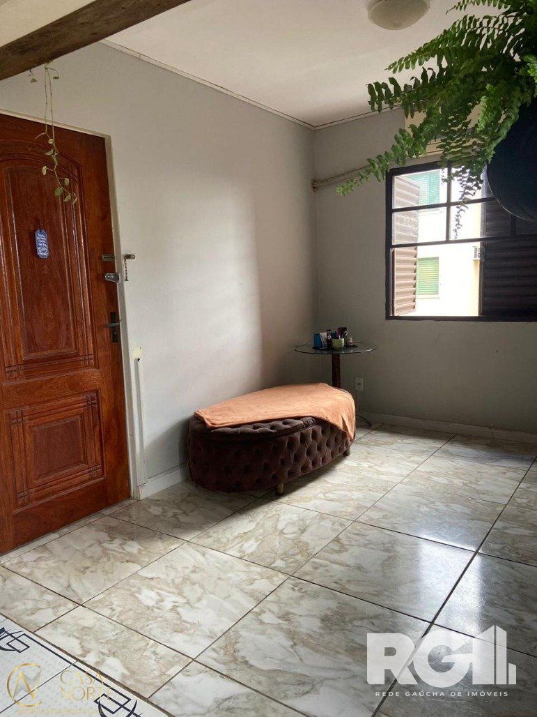 Apartamento à venda com 2 quartos, 48m², Rua Eugênio Rodrigues no bairro Restinga em Porto Alegre