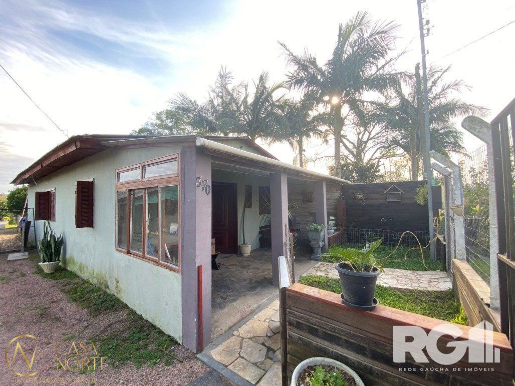 Casa à venda com 2 quartos, 1000m², Rua Oito Mil e Treze no bairro Lageado em Porto Alegre