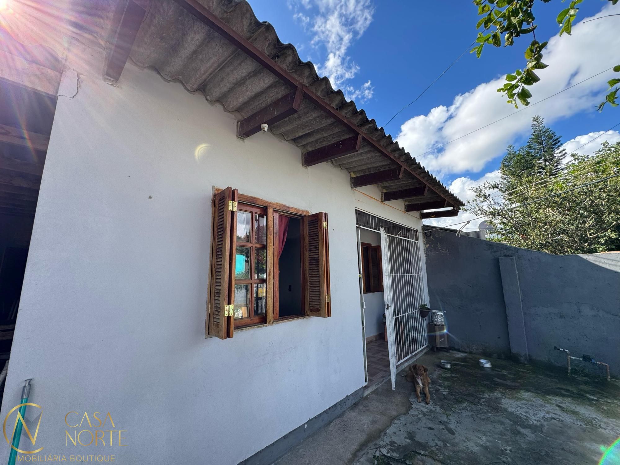 Casa à venda com 2 quartos com 150m², 1 vaga, Acesso I no bairro Restinga em Porto Alegre