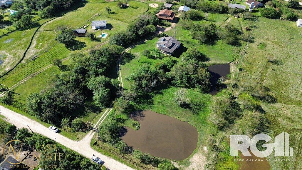 Sítio à venda com 2 quartos, 20000m², 2 suítes, Estrada Otaviano José Pinto no bairro Lami em Porto Alegre