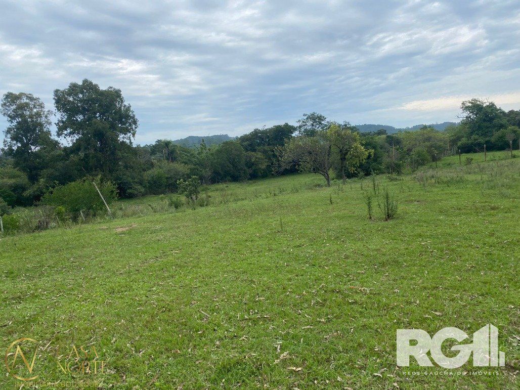 Sítio à venda , 70000m², Estrada Armando Inácio da Silveira no bairro Extrema em Porto Alegre