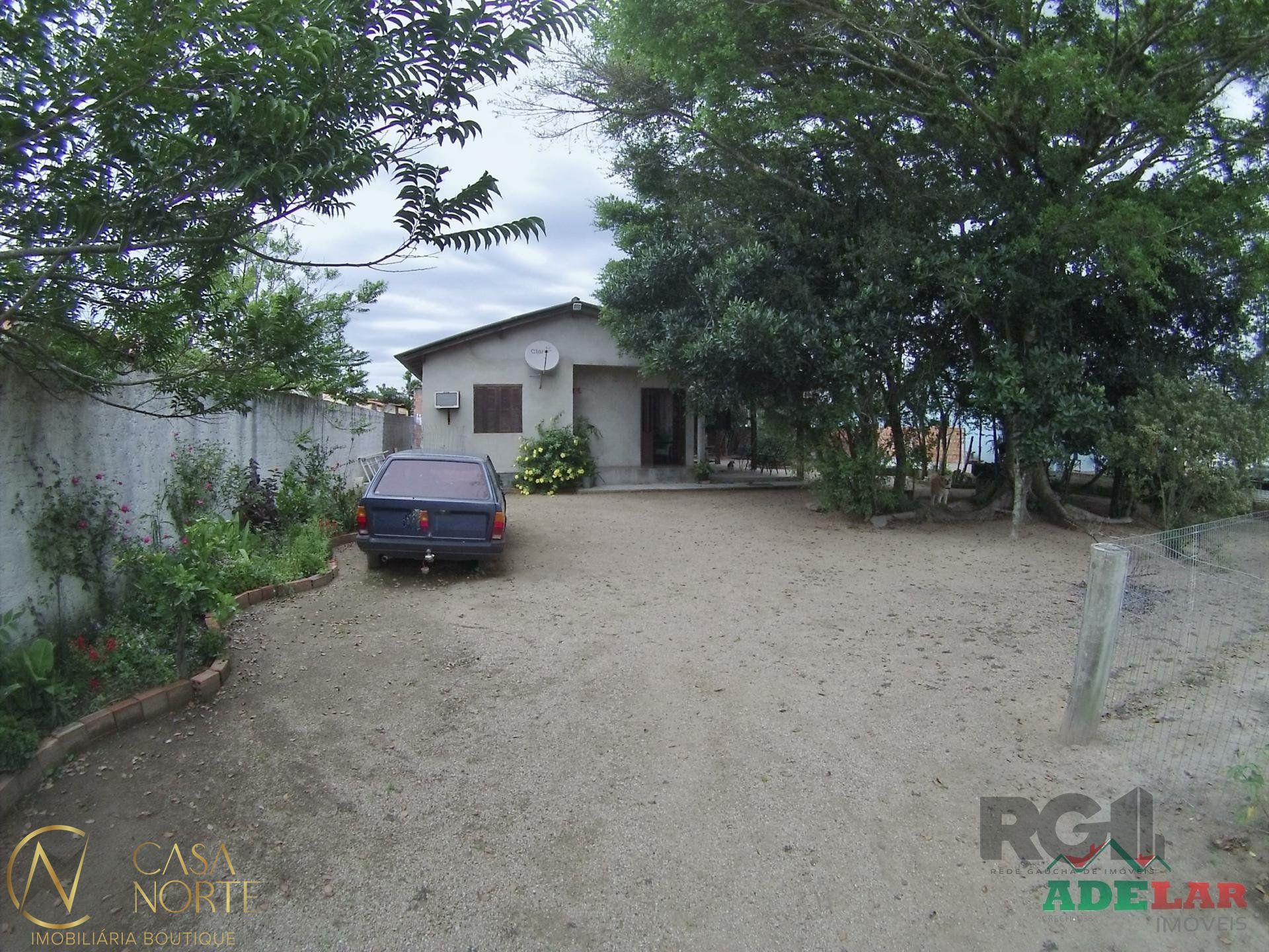 Casa à venda com 3 quartos, 1000m², Rua Oito Mil e Dezoito no bairro Lageado em Porto Alegre