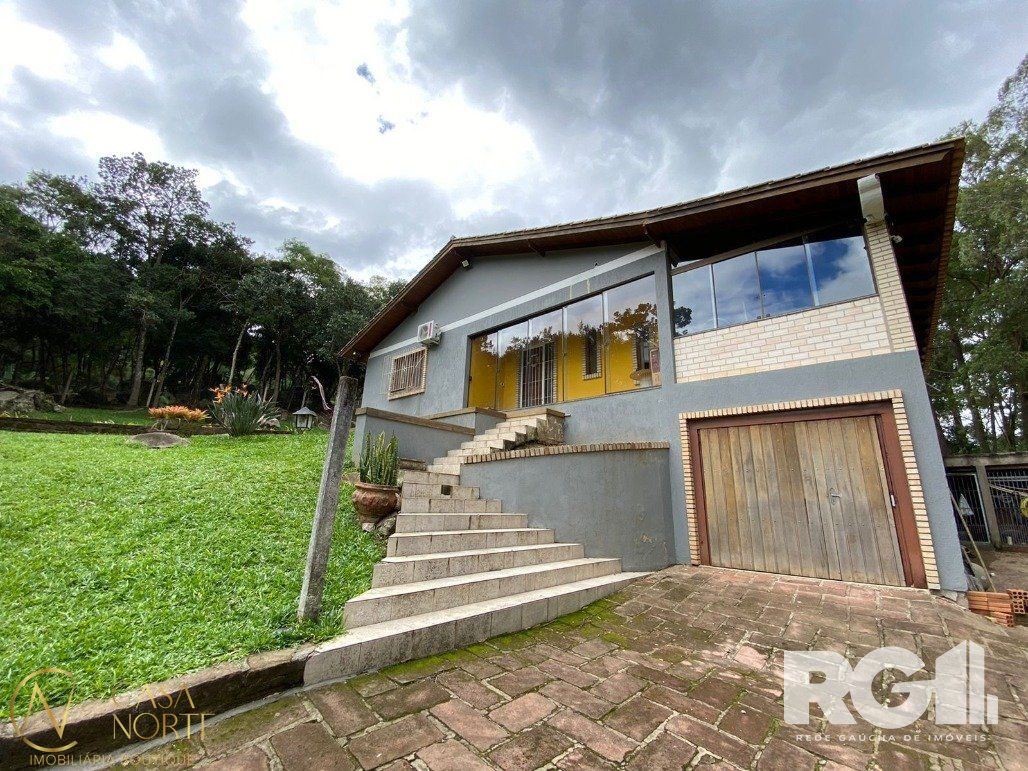 Sítio à venda com 3 quartos, 3460m², 2 suítes, 2 vagas, Estrada Costa do Cerro no bairro Lageado em Porto Alegre