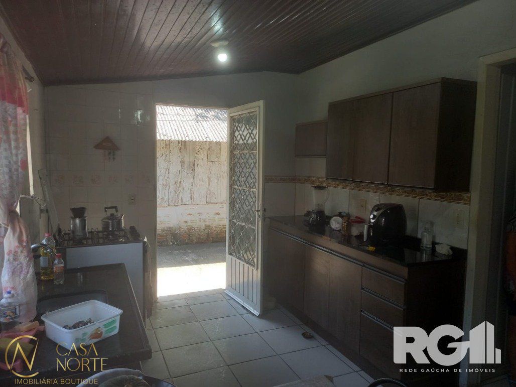 Casa à venda com 2 quartos, 80m², Rua F no bairro Extrema em Porto Alegre