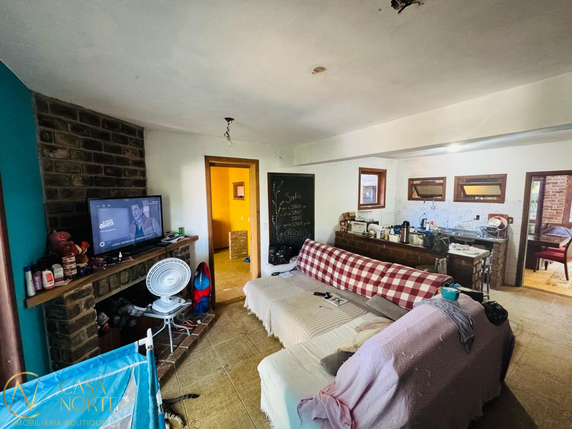 Casa à venda com 3 quartos, 112m², Rua Tapera no bairro Hípica em Porto Alegre