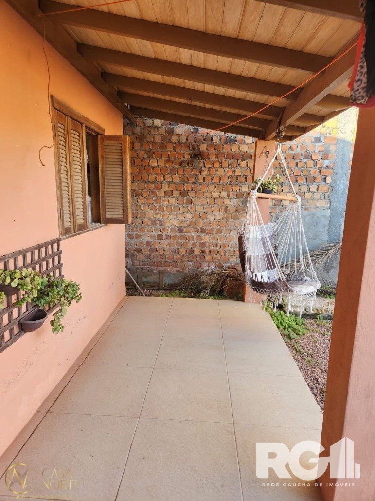 Casa à venda com 2 quartos, 150m², Rua Johnson Flaudiney Pereira da Silva no bairro Lageado em Porto Alegre