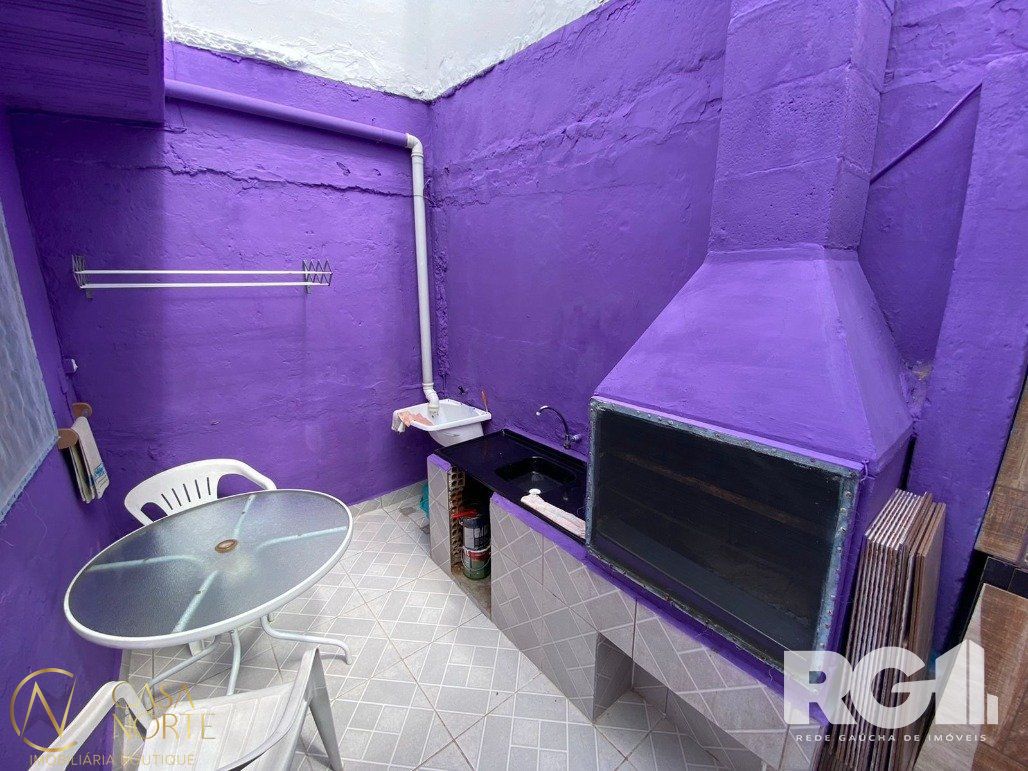 Casa à venda com 3 quartos, 80m², 2 vagas, Rua Dorival Leivas no bairro Hípica em Porto Alegre