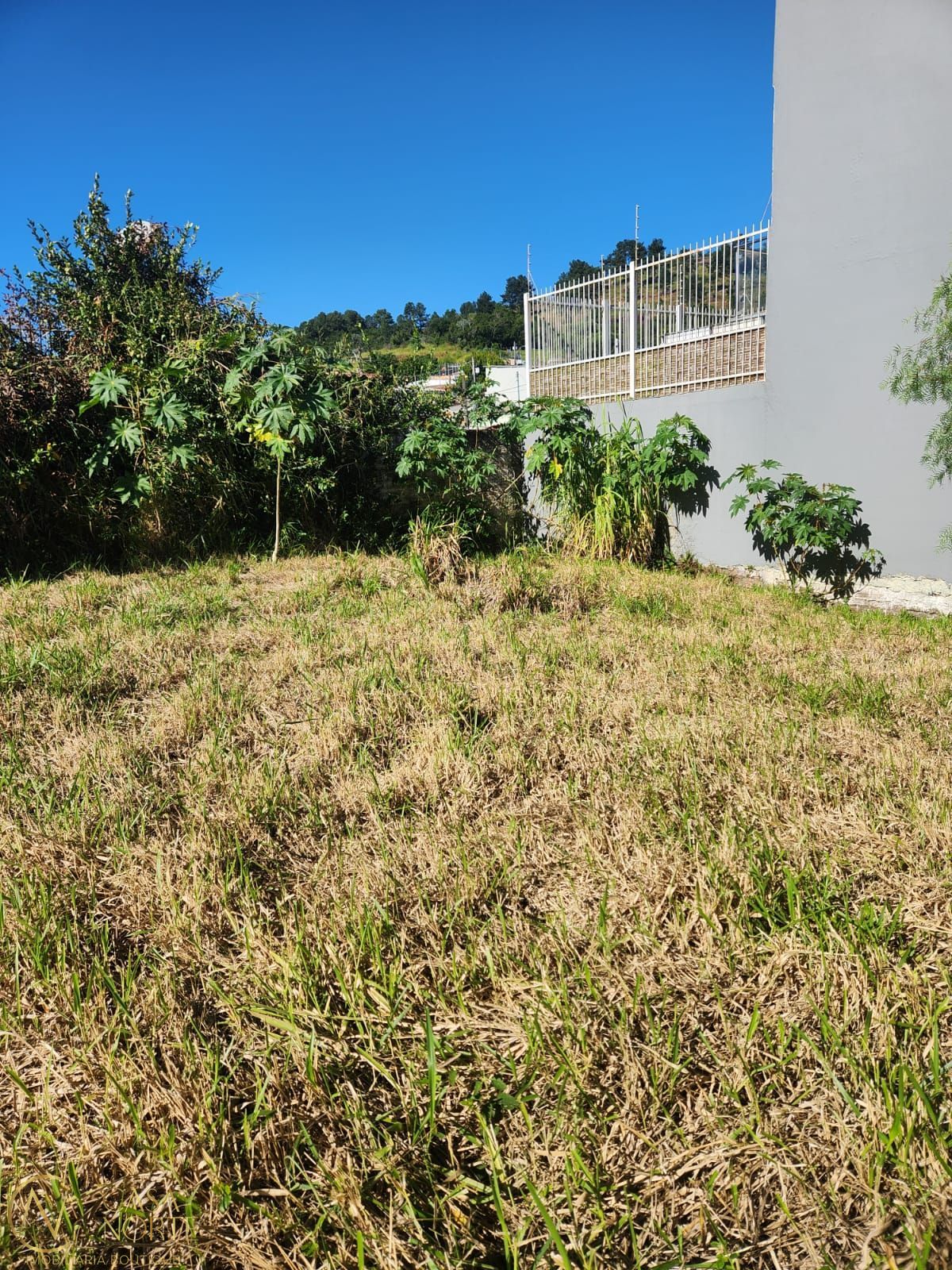 Terreno à venda  com 183m², Avenida Altos do Santa Rita no bairro Aberta dos Morros em Porto Alegre