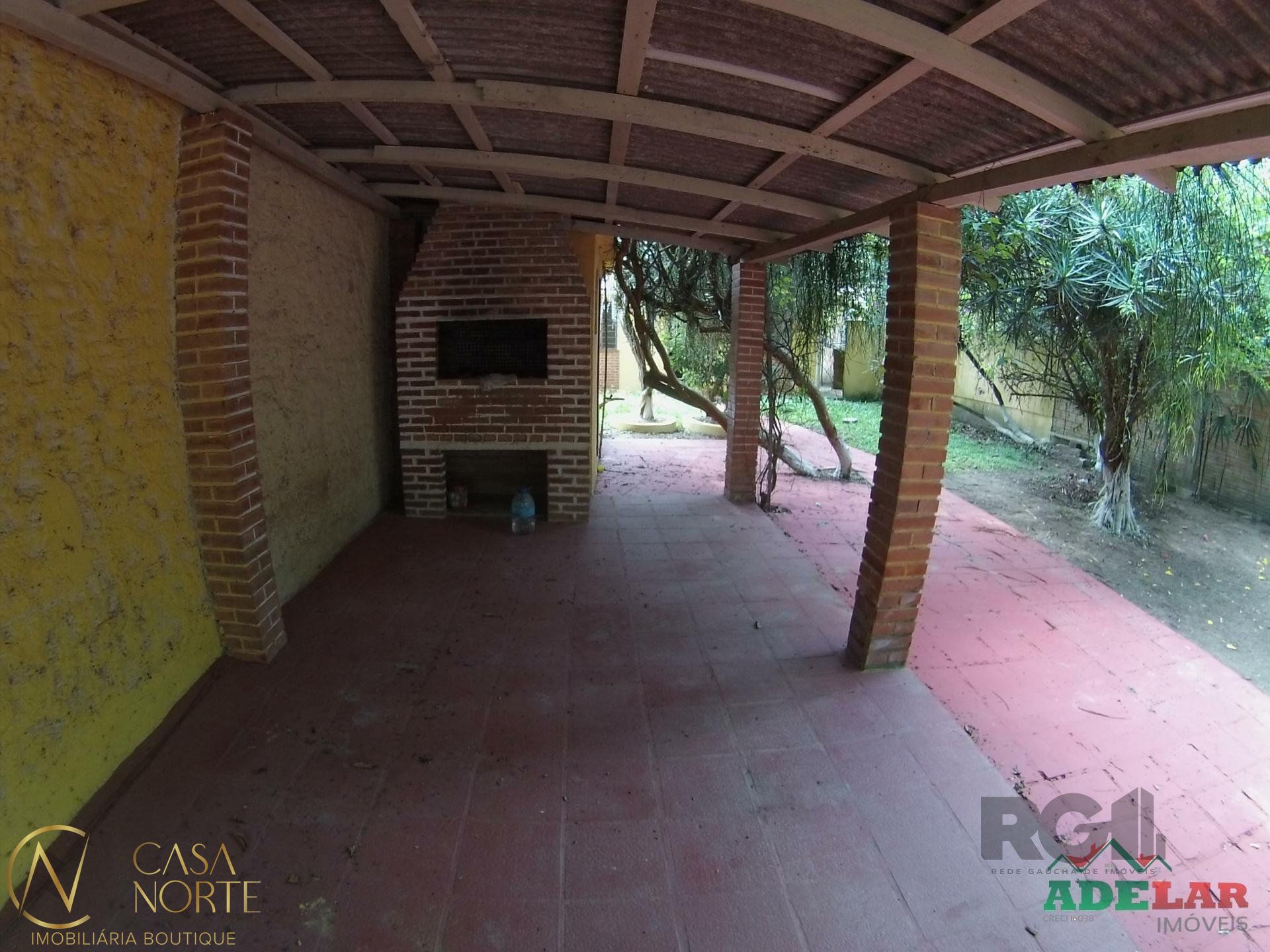 Casa à venda com 2 quartos, 100m², Rua Dona Malvina no bairro Lami em Porto Alegre