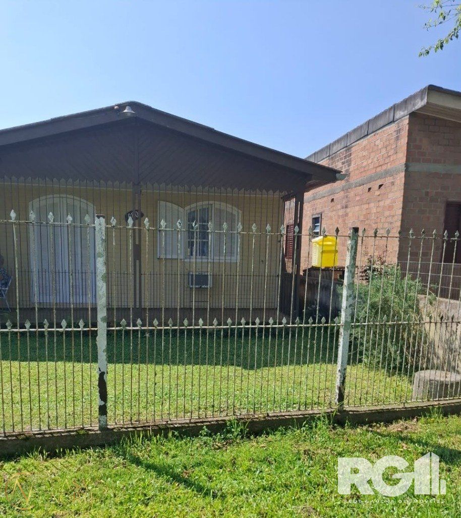Casa à venda com 2 quartos, 72m², Estrada do Varejão no bairro Lami em Porto Alegre