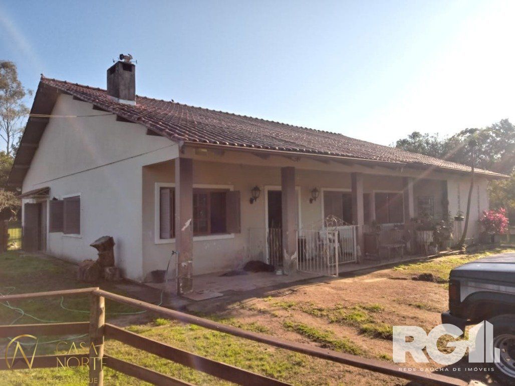 Sítio à venda com 3 quartos, 3022m², Rua Adroaldo de Souza Santos no bairro São Caetano em Porto Alegre