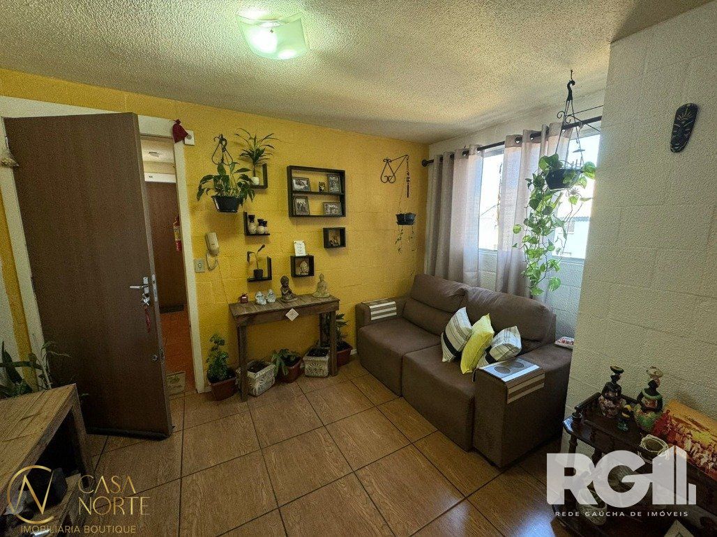 Apartamento à venda com 2 quartos, 41m², Rua Tomé Antônio de Souza no bairro Campo Novo em Porto Alegre