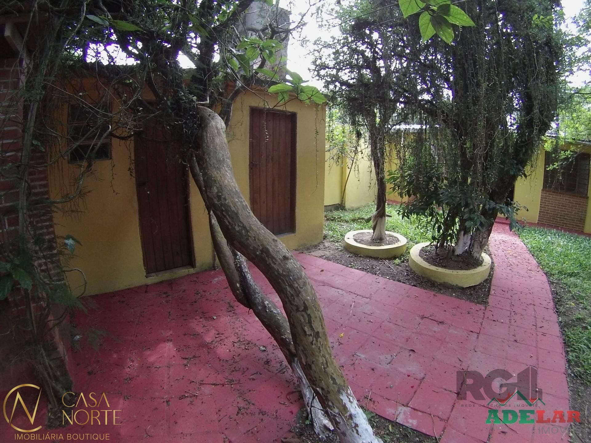 Casa à venda com 2 quartos, 100m², Rua Dona Malvina no bairro Lami em Porto Alegre