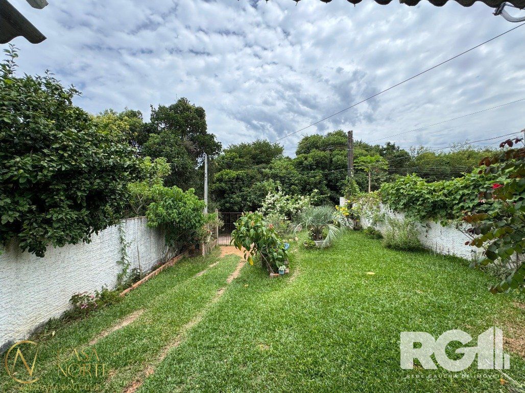 Casa à venda com 2 quartos, 161m², 3 vagas, Beco do Armando no bairro Lageado em Porto Alegre