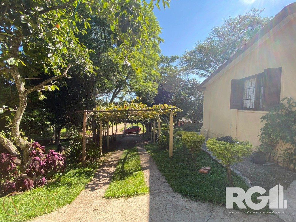 Casa à venda com 3 quartos, 1408m², 1 suíte, 1 vaga, Rua José Jacques Bitencourt no bairro Lageado em Porto Alegre