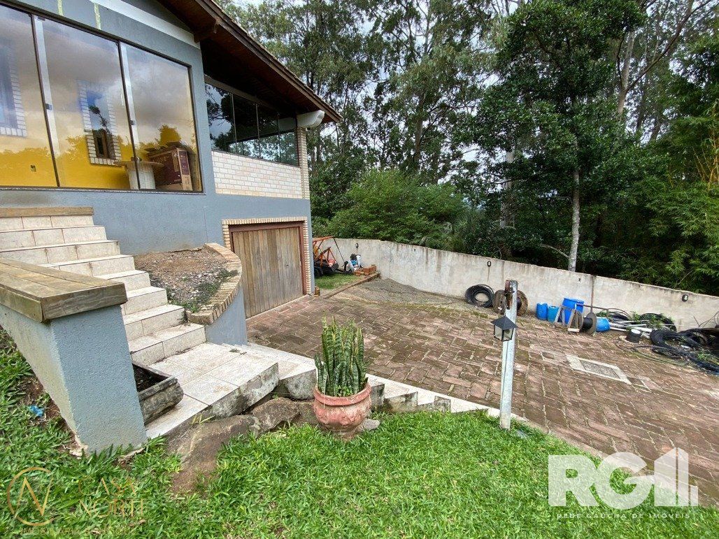 Sítio à venda com 3 quartos, 3460m², 2 suítes, 2 vagas, Estrada Costa do Cerro no bairro Lageado em Porto Alegre