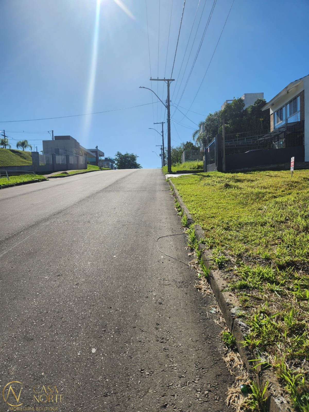 Terreno à venda  com 183m², Avenida Altos do Santa Rita no bairro Aberta dos Morros em Porto Alegre