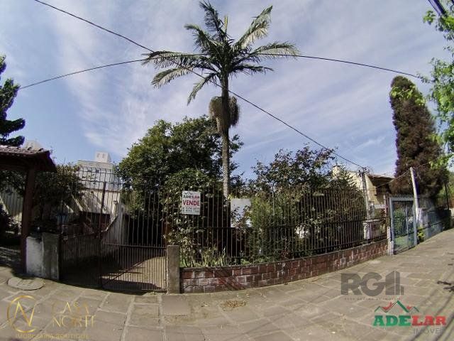 Terreno à venda  com 440m², Avenida da Cavalhada no bairro Cavalhada em Porto Alegre