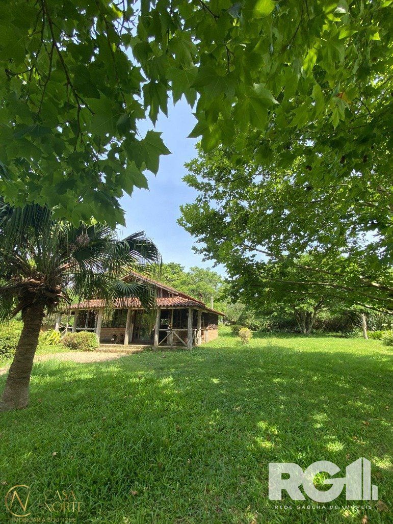 Sítio à venda , 3060m², Rua Flávio Garrafielo no bairro São Caetano em Porto Alegre