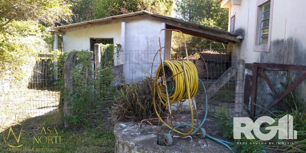 Sítio à venda com 2 quartos, 3022m², Rua Adroaldo de Souza Santos no bairro São Caetano em Porto Alegre