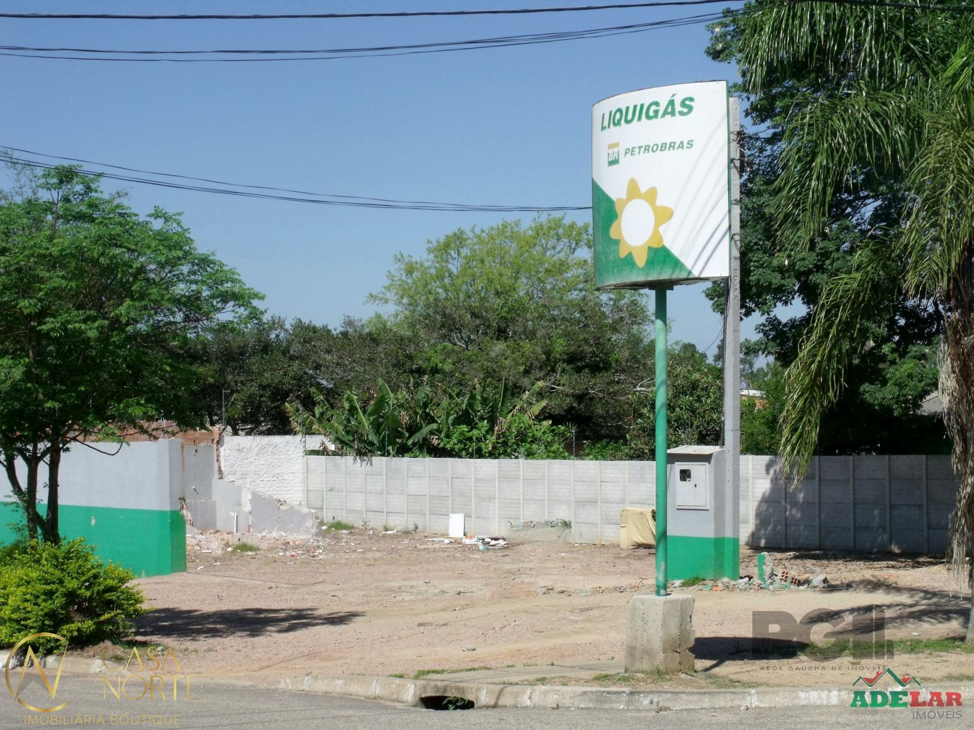 Terreno à venda  com 607m², Rua Eustaquio Inácio da Silveira no bairro Belém Novo em Porto Alegre
