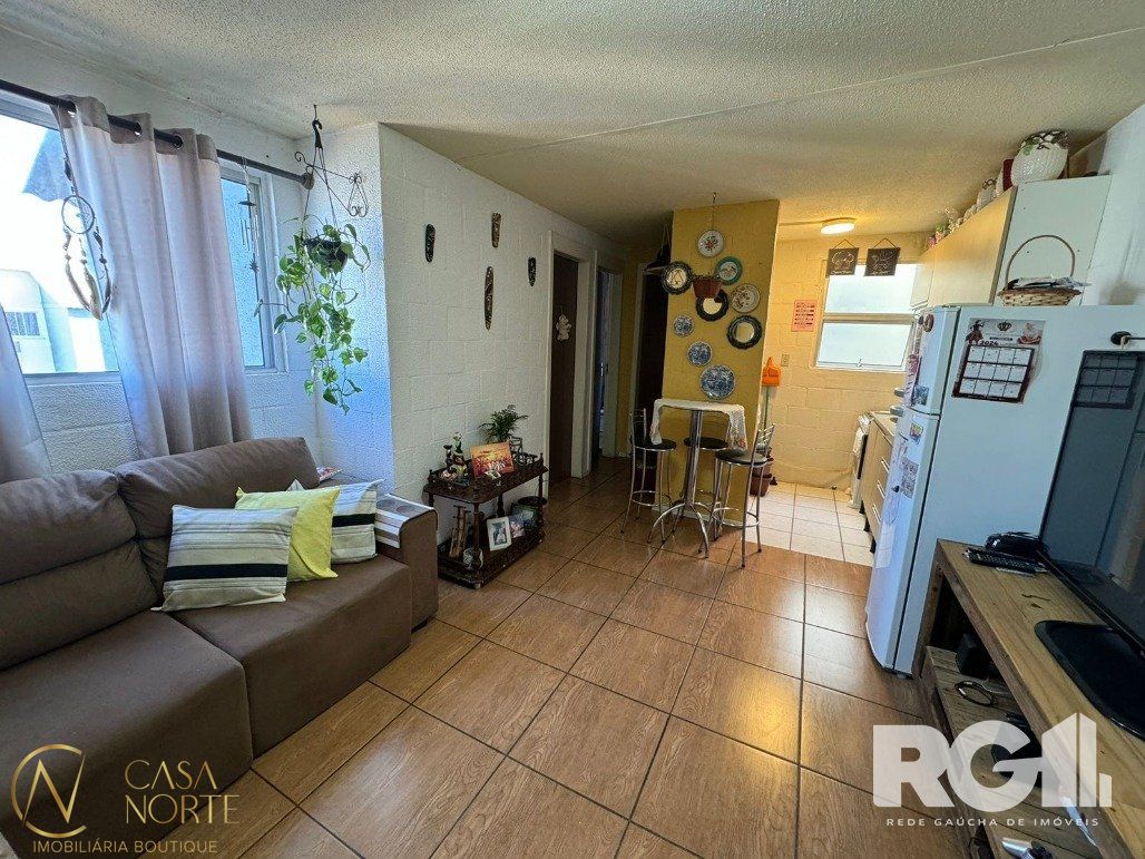 Apartamento à venda com 2 quartos, 41m², Rua Tomé Antônio de Souza no bairro Campo Novo em Porto Alegre