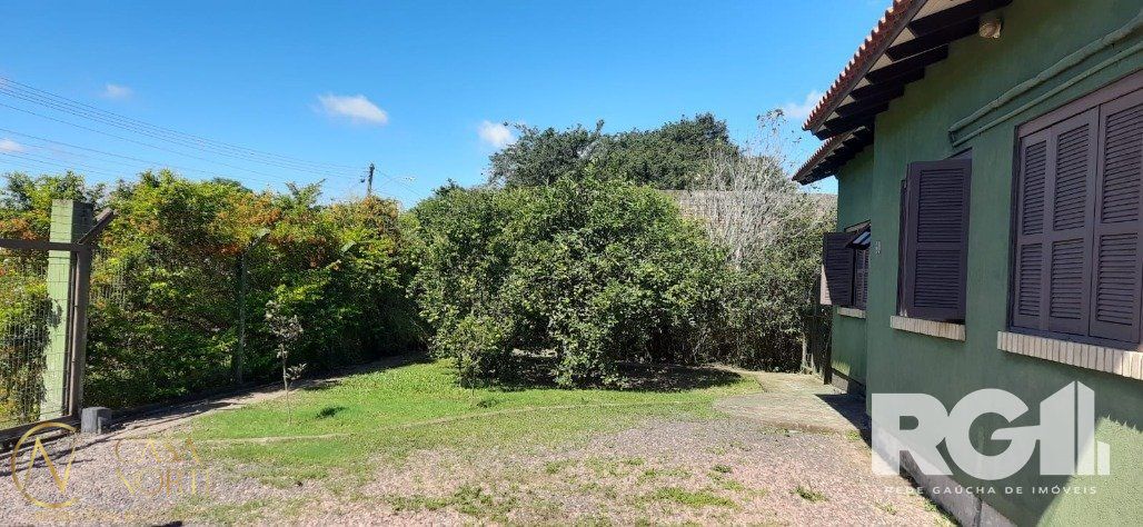 Casa à venda com 3 quartos, 160m², 1 suíte, Rua Oito Mil e Quatorze no bairro Lageado em Porto Alegre