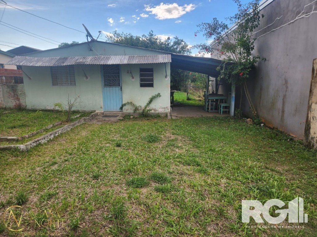 Casa à venda com 2 quartos, 60m², Rua a (Lot Jd Floresta) no bairro Lami em Porto Alegre