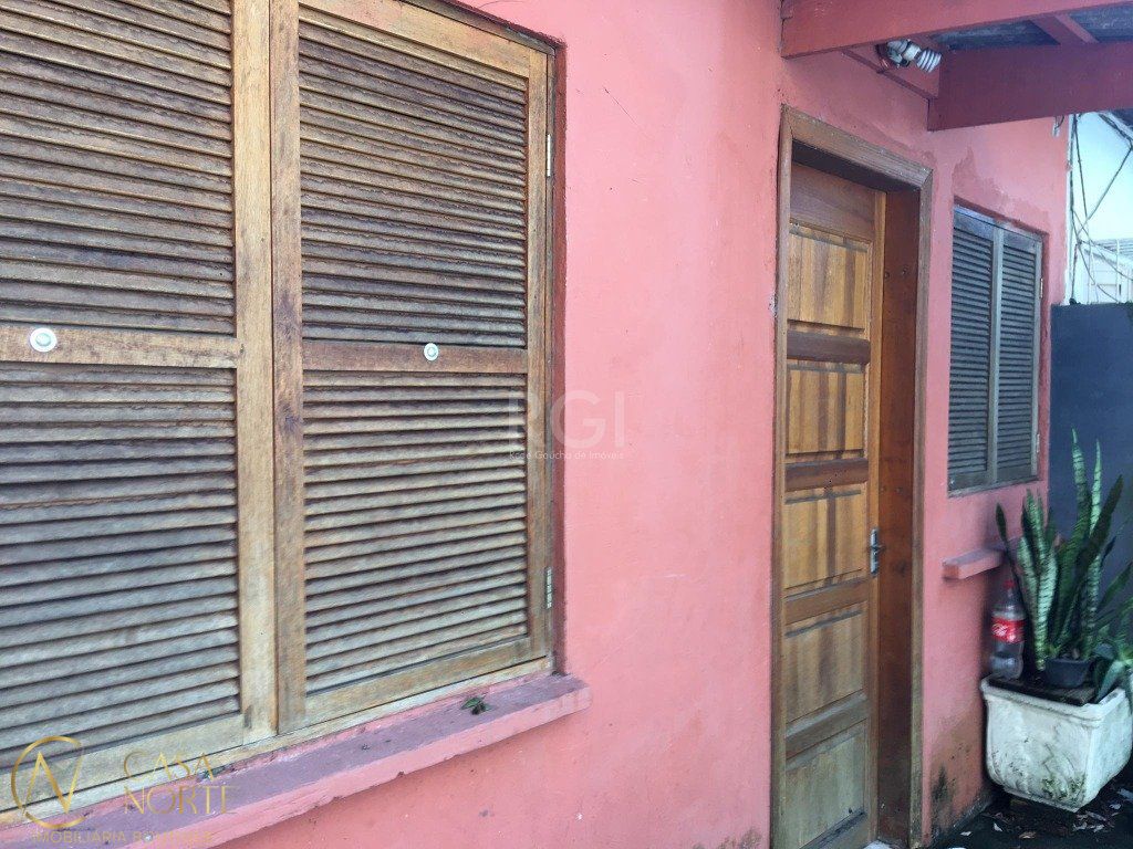 Casa à venda com 3 quartos, 45m², Avenida Pinheiro Borda no bairro Cristal em Porto Alegre