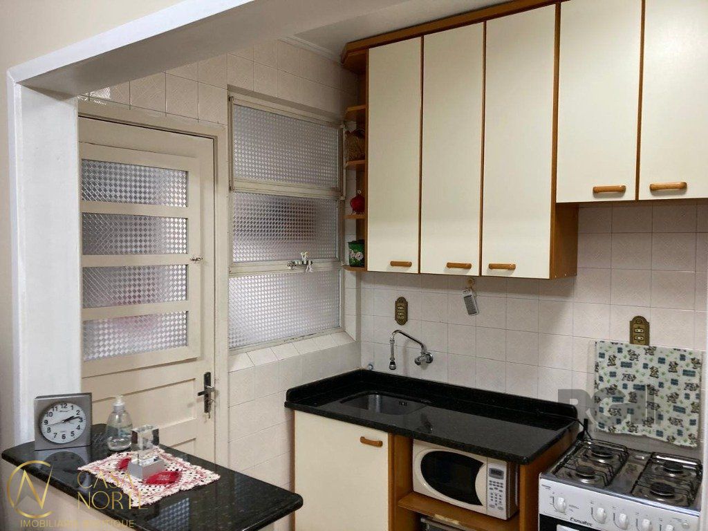 Apartamento à venda com 1 quarto, 43m², Avenida Benjamin Constant no bairro São João em Porto Alegre