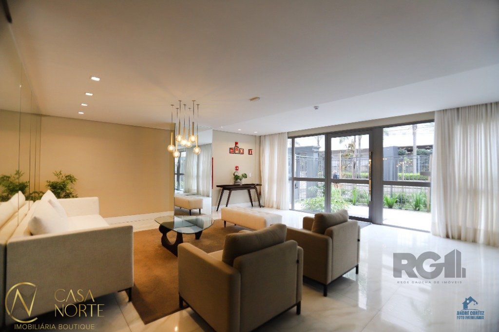 Apartamento à venda com 2 quartos, 56m², 1 suíte, 1 vaga, Avenida Francisco Trein no bairro Cristo Redentor em Porto Alegre