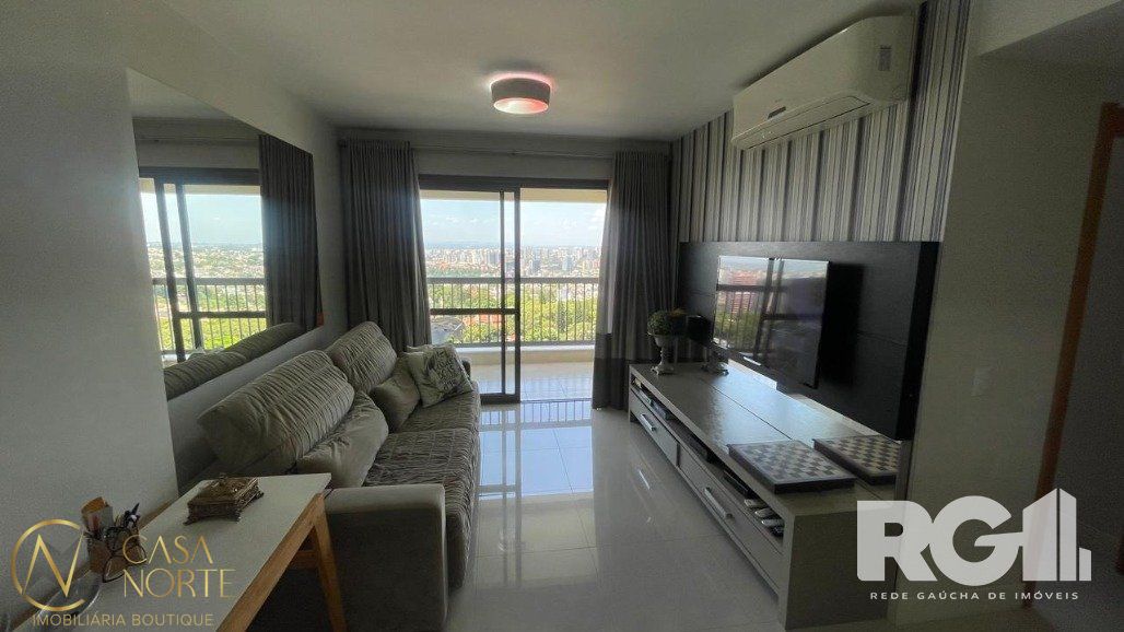 Apartamento à venda com 2 quartos, 86m², 1 suíte, 1 vaga, Avenida Luiz Manoel Gonzaga no bairro Três Figueiras em Porto Alegre