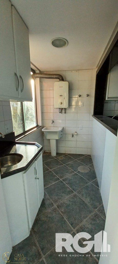 Apartamento à venda com 3 quartos, 108m², 1 suíte, 1 vaga, Avenida Karl Iwers no bairro Jardim Planalto em Porto Alegre