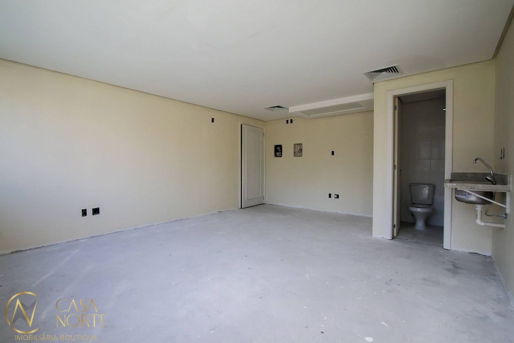 Sala Comercial à venda com 1 quarto, 29m², 1 vaga, Rua Washington Luiz no bairro Centro Histórico em Porto Alegre