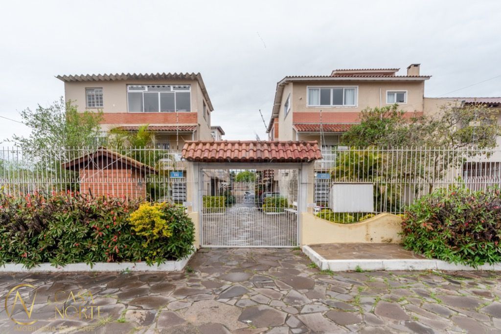 Casa de Condomínio à venda com 3 quartos, 184m², 2 vagas, Rua Upamaroti no bairro Cristal em Porto Alegre